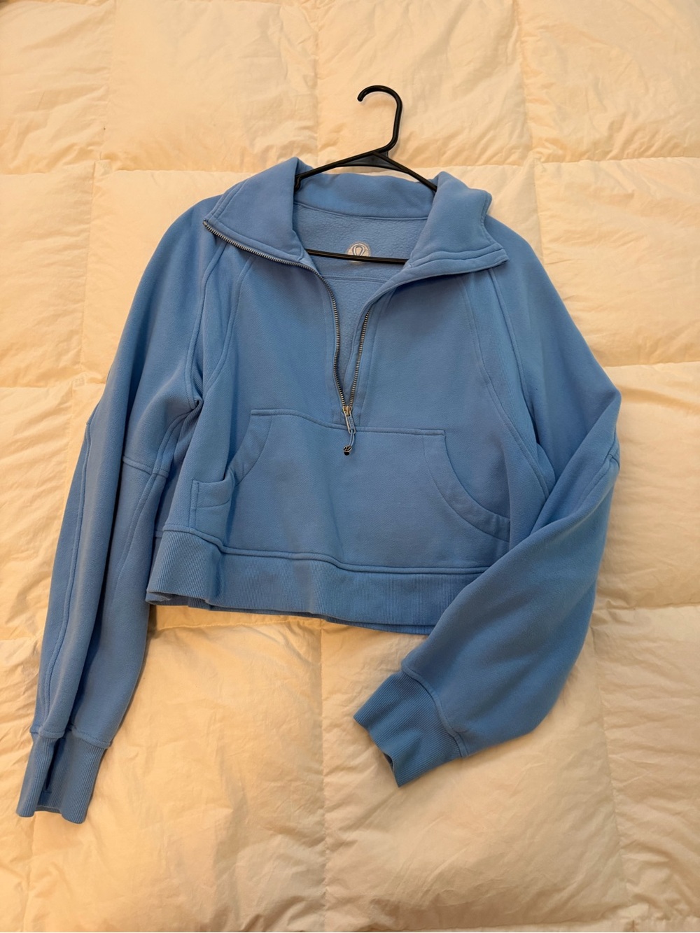 Women’s Lululemon Light Blue Quarter-Zip Pullover Top